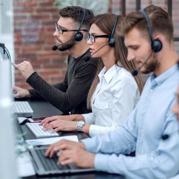 IT support helpdesk team technical assistance